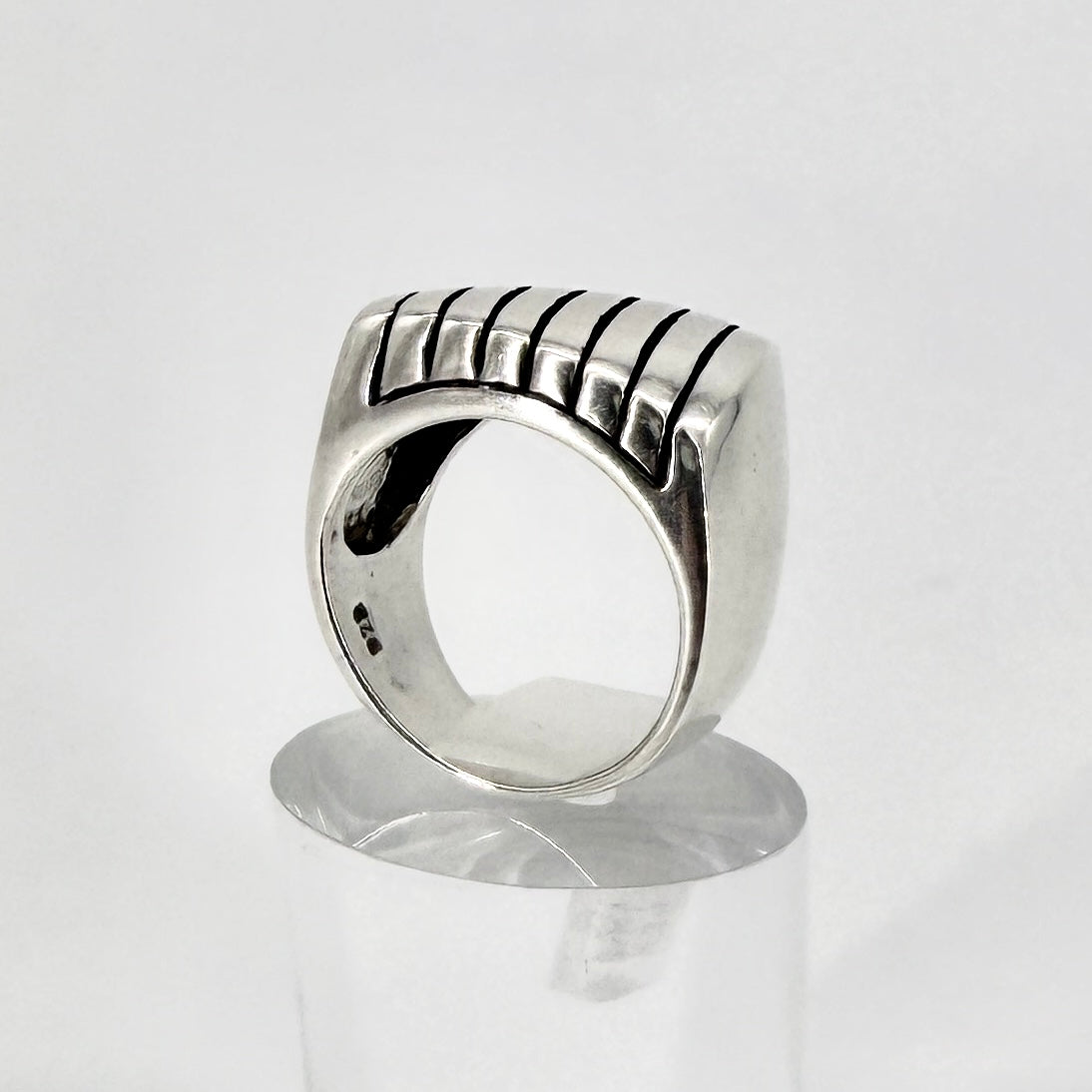 Vintage Sterling Silver Ribbed Signet Ring 925 UK Size N