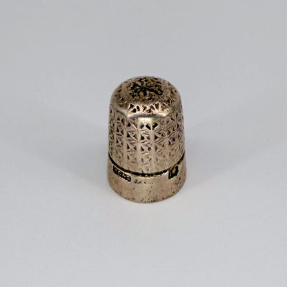 Antique Sterling Silver Thimble – H.G. & S