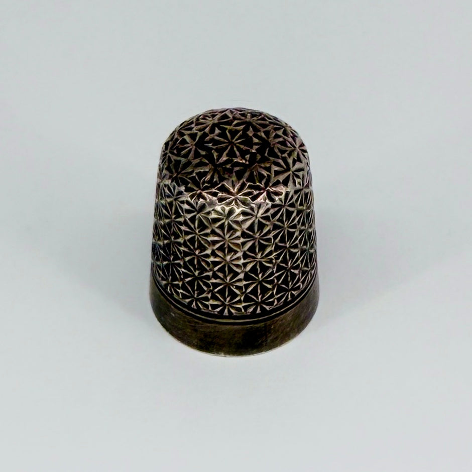 Antique Dorcas Sterling Silver Thimble – Charles Horner – Size 4