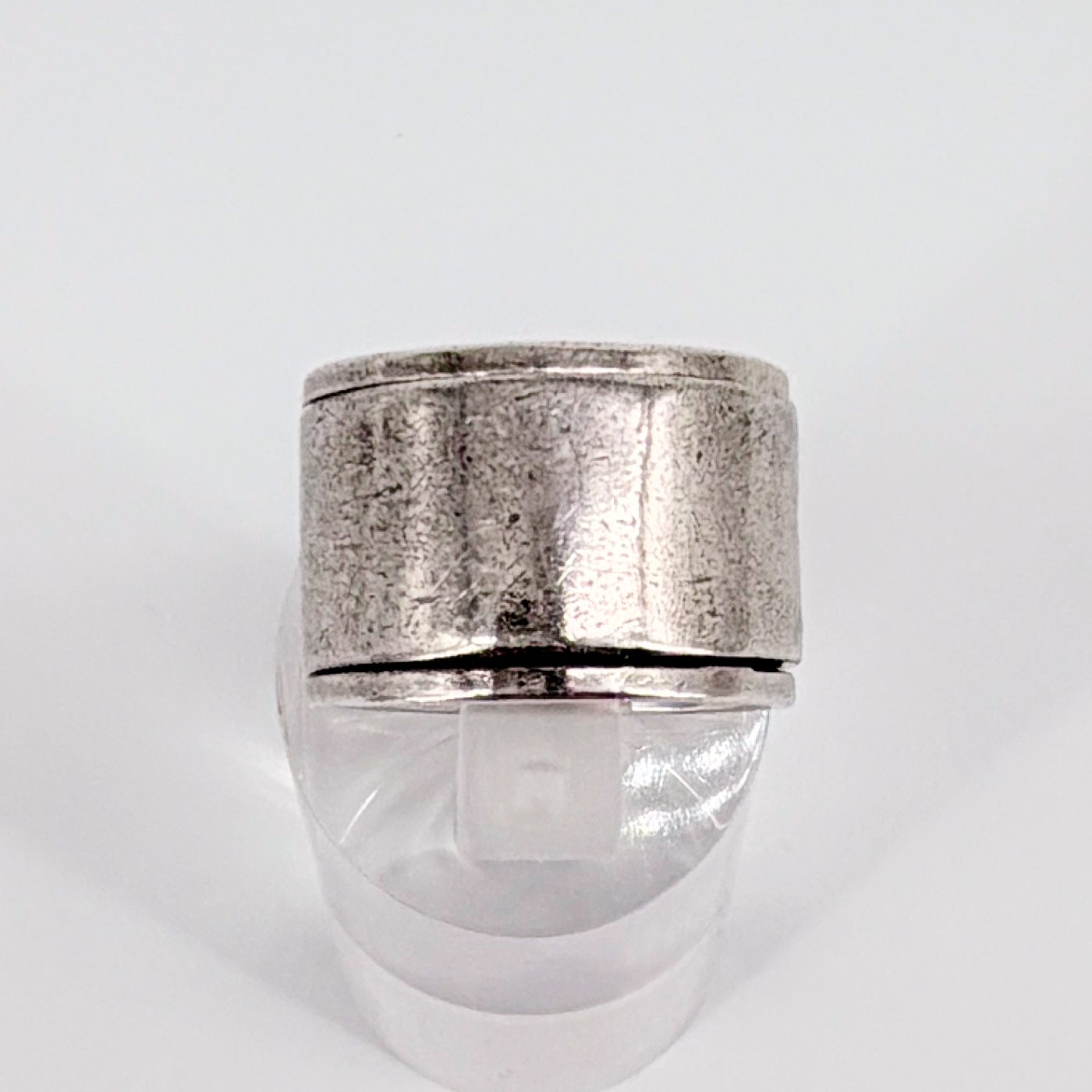 Vintage Sterling Silver Spinner Ring – Wide Band, UK T 1/2 - image 9