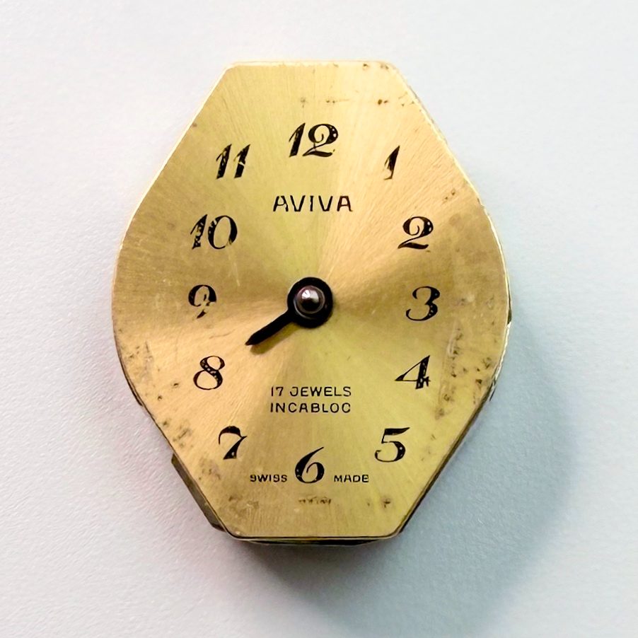 AVIVA FHF ST 69N Vintage Watch Movement 17J Swiss 18.1 x 15.2mm (Partially Worki - image 2