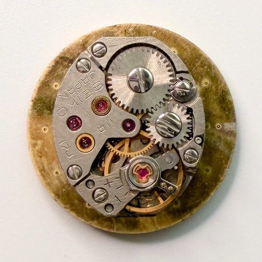 Seiko 11A Watch Movement – 15.6 x 12.9mm, 17 Jewels, Balance Fault, For Spares o - image 1